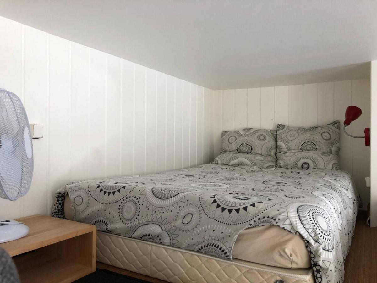 Le Noir Bois Et Blanc - Studio - Wifi - Centre Ville - Entree Autonome Quimper Eksteriør bilde